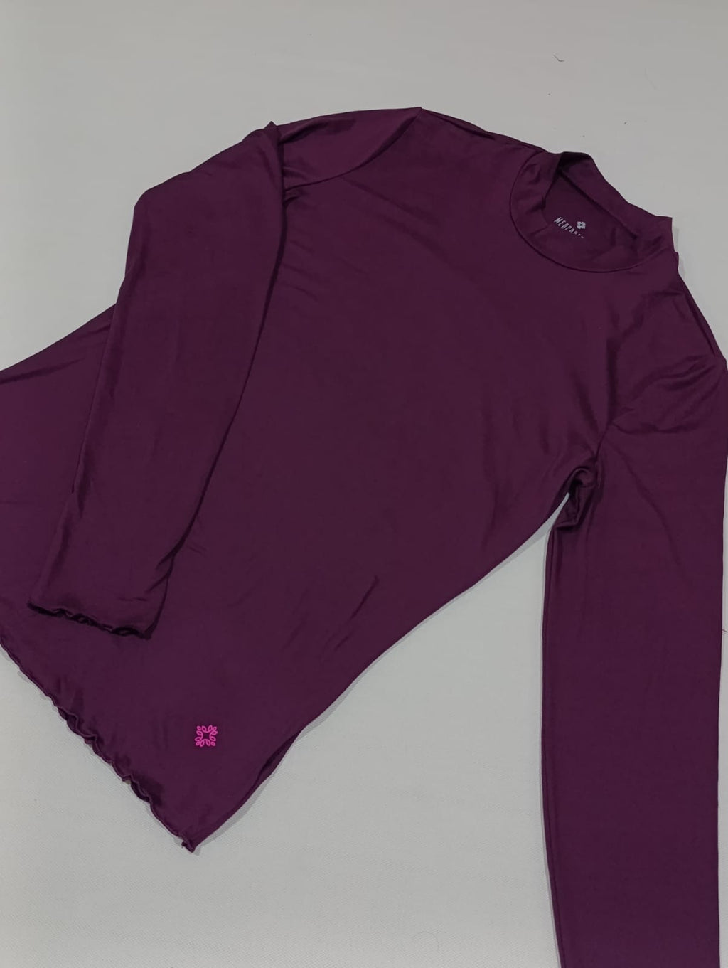 Camiseta Clínica Femenina Manga Larga Vino